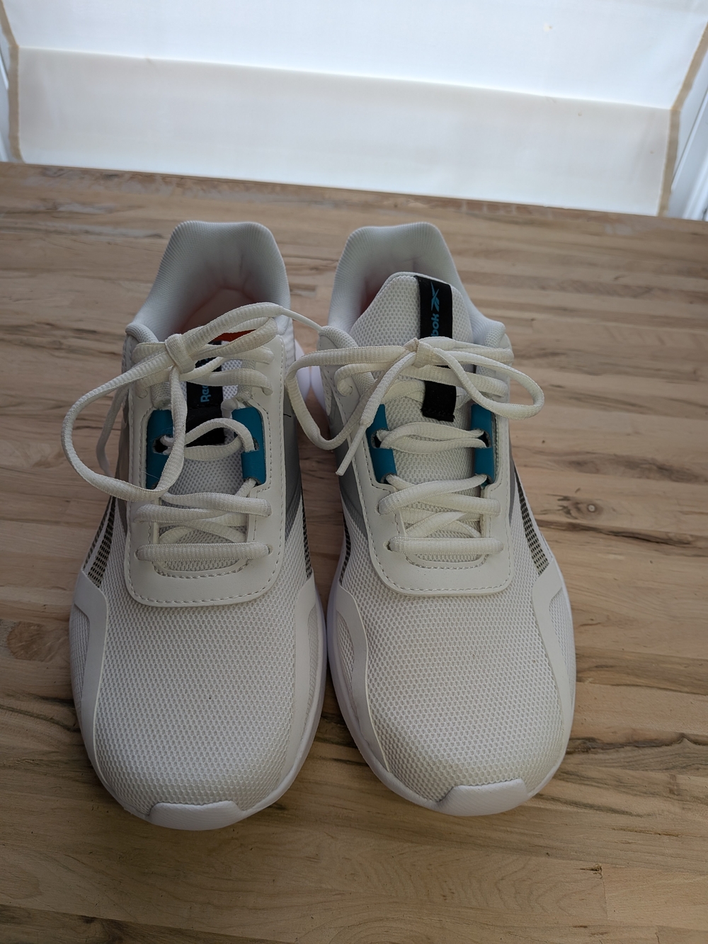Reebok White Black Sneakers Energen Lux - Picture 7 of 7